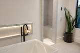 8820 Lariat Lane - Photo 31