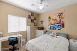 319 Travis - Photo 34