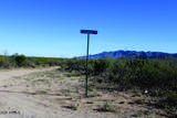 4.29 Acres La Cienega - Photo 23