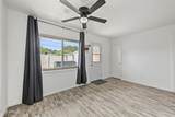 225 Standage - Photo 12
