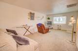 812 Sunshine Boulevard - Photo 9