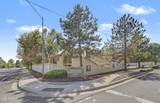 2401 West Street - Photo 22