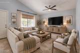 701 Buist Avenue - Photo 5