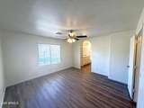 2834 Oakland Court - Photo 11