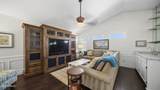 8621 Maple Avenue - Photo 27