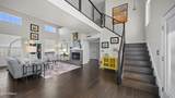 8621 Maple Avenue - Photo 9