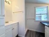 211 Latham Boulevard - Photo 20