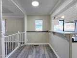 211 Latham Boulevard - Photo 7