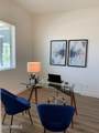 9652 Hampton Avenue - Photo 9
