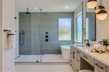 4640 Glenrosa Avenue - Photo 19