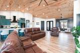 2900 Spring View Drive - Photo 10