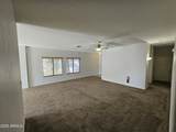 16049 Woodlands Avenue - Photo 3