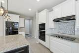 1078 Redwood Avenue - Photo 15