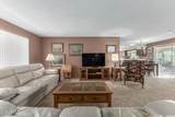 955 Rochester - Photo 8