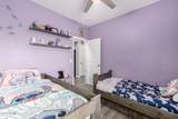 1004 Somerset - Photo 24