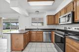 8715 Townley Avenue - Photo 9