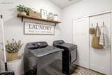 2720 Eagle View Circle - Photo 16