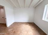 2722 Nisbet Road - Photo 12