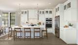 95 Windsor Drive - Photo 2