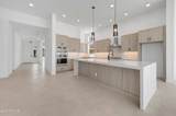 21648 Devonshire Avenue - Photo 10