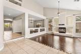 935 San Carlos Way - Photo 12