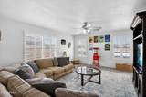704 La Pryor Lane - Photo 26