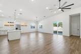 812 Desert Drive - Photo 12