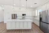 812 Desert Drive - Photo 21