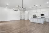 812 Desert Drive - Photo 23