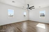 812 Desert Drive - Photo 25