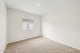 360 Oak Street - Photo 15