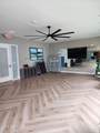 10529 Hampton Avenue - Photo 24