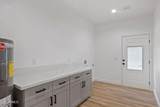 810 24th - Photo 28