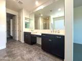 2727 Acacia Way - Photo 15