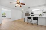 556 Hobson Plaza - Photo 3
