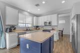 1405 Honeysuckle Circle - Photo 11