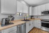 1405 Honeysuckle Circle - Photo 13