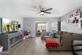 1004 Somerset - Photo 10