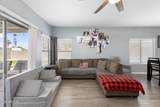 1004 Somerset - Photo 11