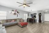 1004 Somerset - Photo 14
