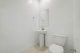 2853 Mecklenburg Way - Photo 18