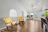 6266 Oasis Street - Photo 3