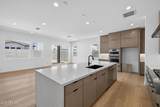 10438 Ulysses Avenue - Photo 11