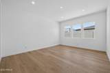 10438 Ulysses Avenue - Photo 21
