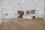 10438 Ulysses Avenue - Photo 8