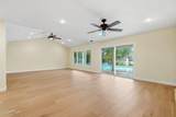2533 Laguna Azul Avenue - Photo 8