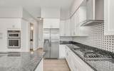 1135 Harold Street - Photo 7