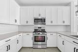 9728 Twinkle Avenue - Photo 7