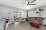 1004 Somerset - Photo 13