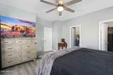 1004 Somerset - Photo 17